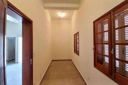 Casa à venda com 263m², 3 quartos e 8 vagas Casa à venda com 263m², 3 quartos e 8 vagasQuarto de Despensa