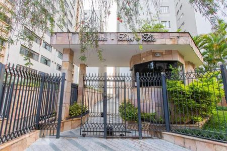 Apartamento à venda com 80m², 3 quartos e sem vaga Apartamento à venda com 80m², 3 quartos e sem vagaEntrada