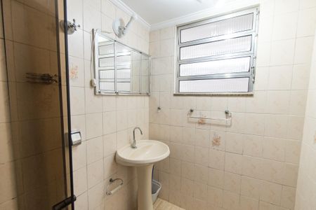 Apartamento à venda com 80m², 3 quartos e sem vaga Apartamento à venda com 80m², 3 quartos e sem vagaBanheiro da suíte