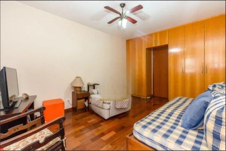 Casa à venda com 193m², 3 quartos e 3 vagas