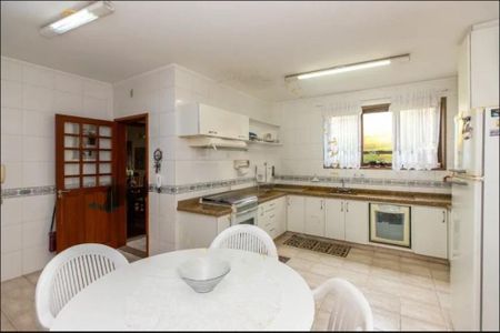 Casa à venda com 193m², 3 quartos e 3 vagas