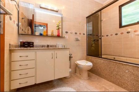 Casa à venda com 193m², 3 quartos e 3 vagas