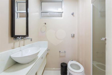 Apartamento à venda com 104m², 2 quartos e 1 vaga