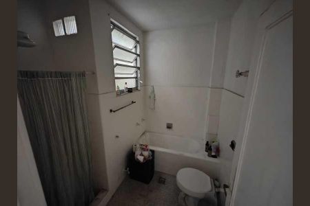 Apartamento à venda com 67m², 1 quarto e sem vaga