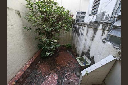 Apartamento à venda com 67m², 1 quarto e sem vaga