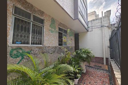 Apartamento à venda com 67m², 1 quarto e sem vaga