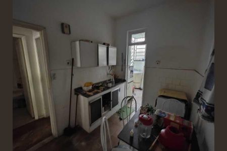 Apartamento à venda com 67m², 1 quarto e sem vaga