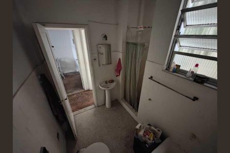 Apartamento à venda com 67m², 1 quarto e sem vaga