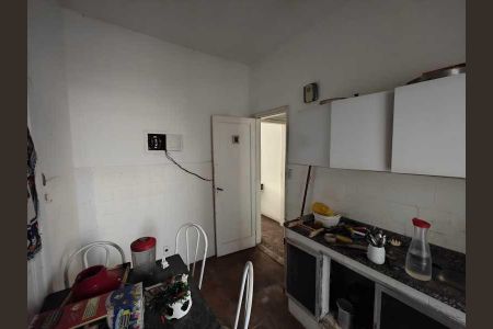 Apartamento à venda com 67m², 1 quarto e sem vaga