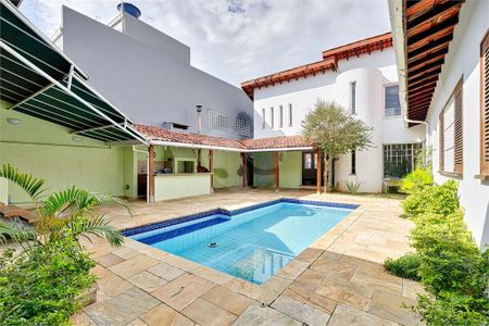 Casa de condomínio à venda com 375m², 3 quartos e 4 vagas
