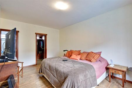 Casa de condomínio à venda com 375m², 3 quartos e 4 vagas