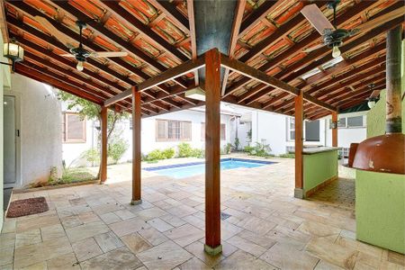 Casa de condomínio à venda com 375m², 3 quartos e 4 vagas