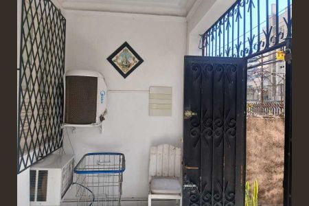 Casa à venda com 249m², 4 quartos e 4 vagas