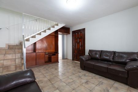 Casa à venda com 158m², 2 quartos e 2 vagasFoto 03