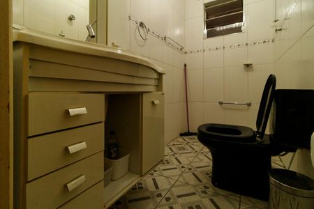 Casa para alugar com 60m², 2 quartos e sem vagaBanheiro