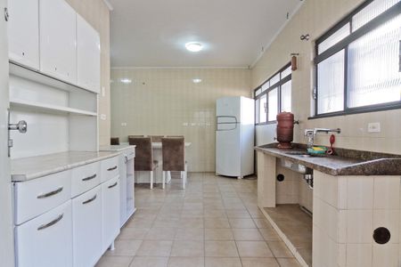 Casa à venda com 208m², 3 quartos e 3 vagasCozinha