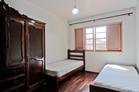 Casa à venda com 208m², 3 quartos e 3 vagasQuarto 3