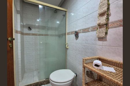 Apartamento à venda com 97m², 2 quartos e 2 vagasBanheiro Social