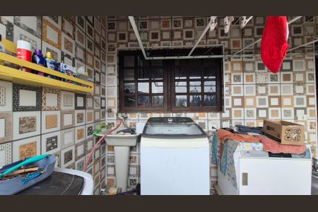 Casa à venda com 200m², 2 quartos e 2 vagasÁrea de Serviço