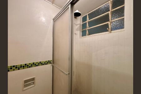 Apartamento para alugar com 121m², 3 quartos e sem vaga Apartamento para alugar com 121m², 3 quartos e sem vagaBanheiro da Suíte