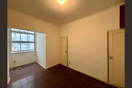 Apartamento para alugar com 121m², 3 quartos e sem vaga Apartamento para alugar com 121m², 3 quartos e sem vagaSuíte