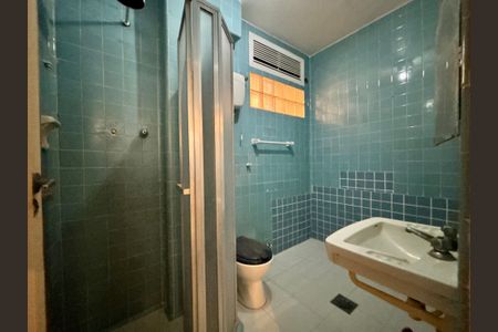 Apartamento para alugar com 121m², 3 quartos e sem vaga Apartamento para alugar com 121m², 3 quartos e sem vagaBanheiro Social