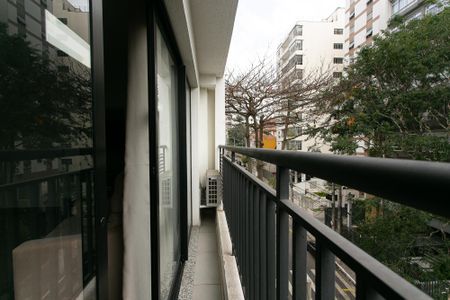 Varanda de kitnet/studio para alugar com 1 quarto, 47m² em Bela Vista, São Paulo