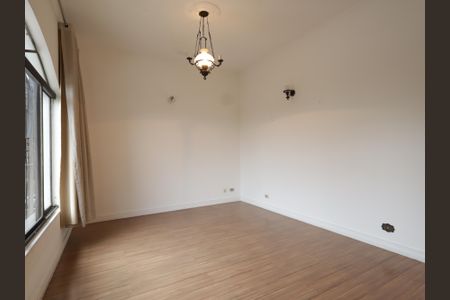 Casa à venda com 303m², 6 quartos e 3 vagasSala de TV