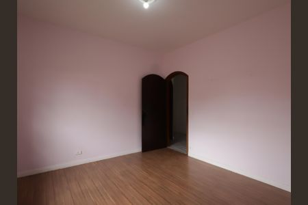 Casa à venda com 303m², 6 quartos e 3 vagasSuíte 1