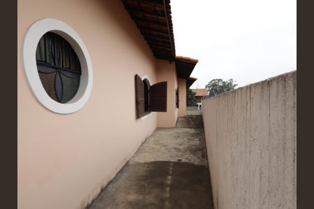 Casa à venda com 303m², 6 quartos e 3 vagasCorredor