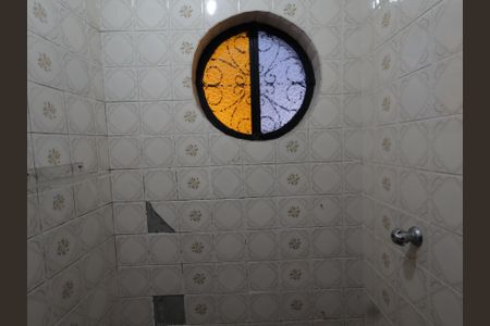 Casa à venda com 303m², 6 quartos e 3 vagasBanheiro da Suíte 4 - garagem