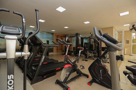 Apartamento à venda com 120m², 3 quartos e 2 vagas Apartamento à venda com 120m², 3 quartos e 2 vagasÁrea comum - Academia