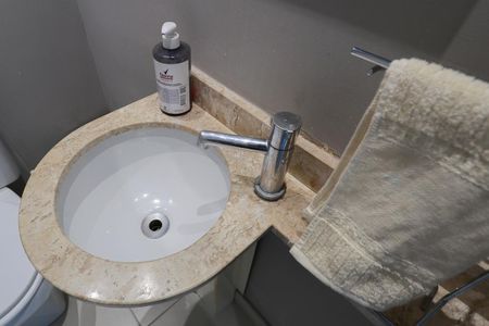 Apartamento à venda com 120m², 3 quartos e 2 vagas Apartamento à venda com 120m², 3 quartos e 2 vagasLavabo