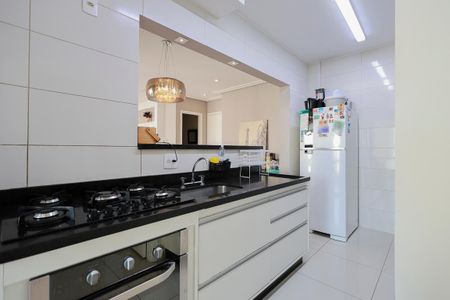 Apartamento à venda com 120m², 3 quartos e 2 vagas Apartamento à venda com 120m², 3 quartos e 2 vagasCozinha