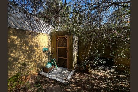 Casa à venda com 190m², 3 quartos e 3 vagasQuintal