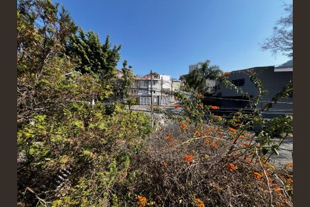 Casa à venda com 190m², 3 quartos e 3 vagasQuarto Suíte Varanda