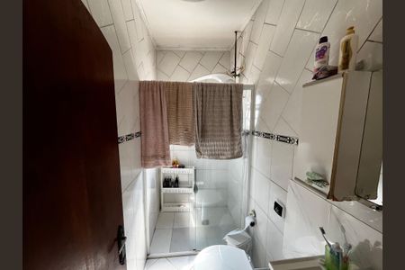 Casa à venda com 190m², 3 quartos e 3 vagasBanheiro da Suíte