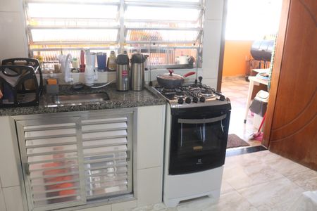 Casa à venda com 210m², 3 quartos e 2 vagasCozinha