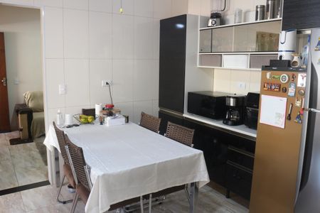Casa à venda com 210m², 3 quartos e 2 vagasCozinha