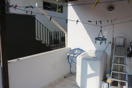 Casa à venda com 141m², 2 quartos e 1 vagaÁrea de Serviço