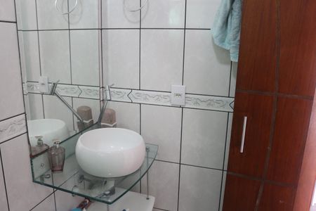 Casa à venda com 141m², 2 quartos e 1 vagaBanheiro 2