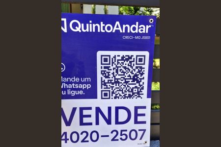 Casa à venda com 380m², 3 quartos e 8 vagasPlaca