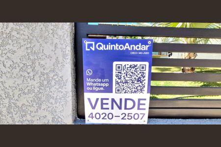 Casa à venda com 380m², 3 quartos e 8 vagasPlaca