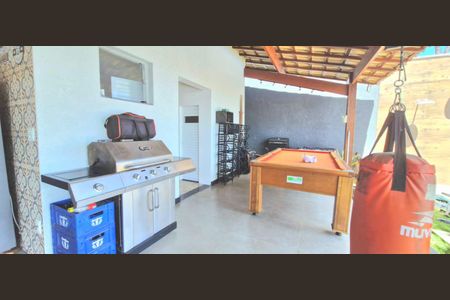 Casa à venda com 380m², 3 quartos e 8 vagasÁrea Externa