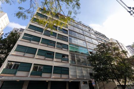 Apartamento à venda com 138m², 3 quartos e sem vaga Apartamento à venda com 138m², 3 quartos e sem vagaFachada