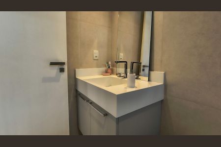 Casa de condomínio à venda com 300m², 5 quartos e 2 vagasBanheiro da Suíte 2