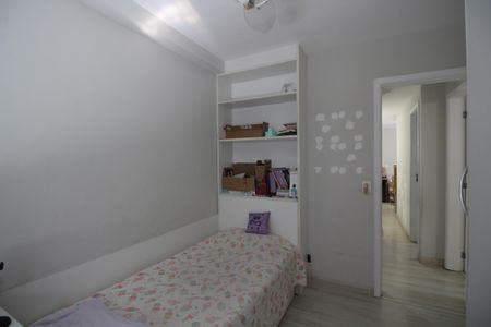 Apartamento à venda com 77m², 3 quartos e 1 vagaQuarto 2