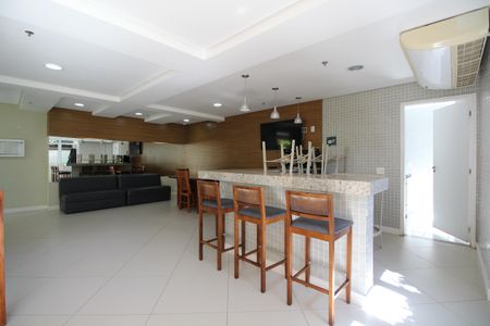 Apartamento à venda com 77m², 3 quartos e 1 vagaÁrea comum