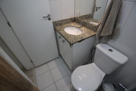 Apartamento à venda com 77m², 3 quartos e 1 vagaBanheiro Social