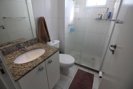 Apartamento à venda com 77m², 3 quartos e 1 vagaBanheiro da Suíte 3